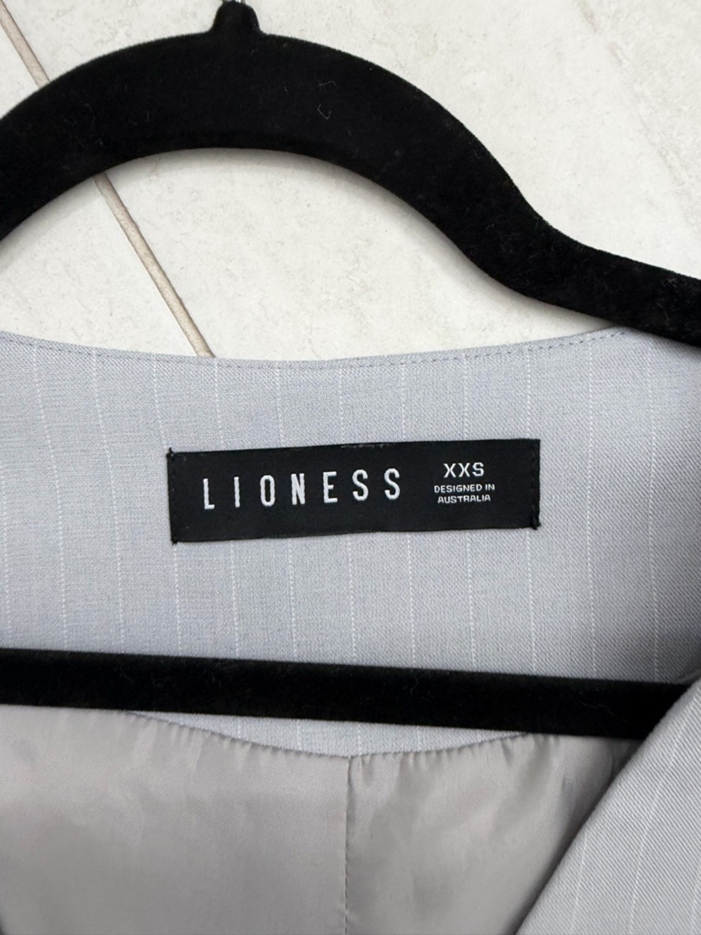 Lioness Light Gray Pinstripe Vest xxs - Picture 5 of 6
